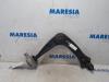 Front lower wishbone, right from a Peugeot 508 SW (8E/8U), 2010 / 2018 1.6 THP 16V, Combi/o, Petrol, 1.598cc, 115kW (156pk), FWD, EP6CDT; 5FV, 2010-11 / 2018-12, 8E5FV 2012