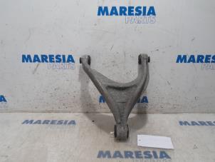 Używane Wahacz zawieszenia górny prawy tyl Peugeot 508 SW (8E/8U) 1.6 THP 16V Cena € 50,00 Procedura marży oferowane przez Maresia Parts