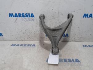 Used Rear upper wishbone, left Peugeot 508 SW (8E/8U) 1.6 THP 16V Price € 50,00 Margin scheme offered by Maresia Parts