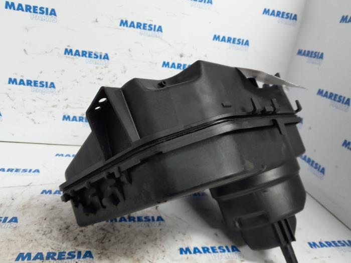 Power steering fluid reservoir Citroen C5 III Tourer 1.6 16V THP 155