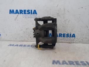 Used Front brake calliper, left Opel Vivaro B Combi 1.6 CDTI Biturbo 125 Price € 42,35 Inclusive VAT offered by Maresia Parts