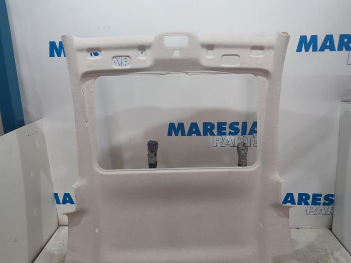 Używane Podsufitka Fiat 500 (312) 0.9 TwinAir 85 Cena € 75,00 Procedura marży oferowane przez Maresia Parts