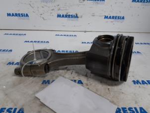 Used Piston Peugeot Expert (VA/VB/VE/VF/VY) 2.0 Blue HDi 180 16V Price € 121,00 Inclusive VAT offered by Maresia Parts