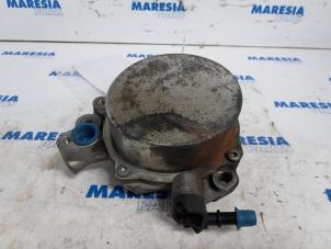 Used Vacuum pump (diesel) Peugeot Expert (VA/VB/VE/VF/VY) 2.0 Blue HDi 180 16V Price € 48,40 Inclusive VAT offered by Maresia Parts