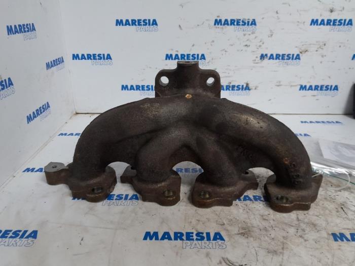 Gebrauchte Abgaskrümmer Renault Megane III Coupe (DZ) 1.4 16V TCe 130 Preis € 79,00 Margenregelung angeboten von Maresia Parts