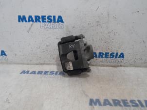 Used Front brake calliper, right Peugeot 308 (L3/L8/LB/LH/LP) 1.2 12V e-THP PureTech 110 Price € 35,00 Margin scheme offered by Maresia Parts