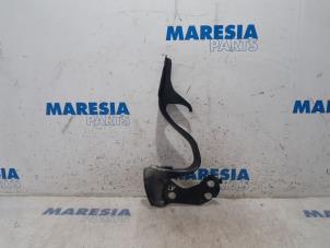 Used Bonnet Hinge Fiat 500 (312) 0.9 TwinAir 85 Price € 25,00 Margin scheme offered by Maresia Parts
