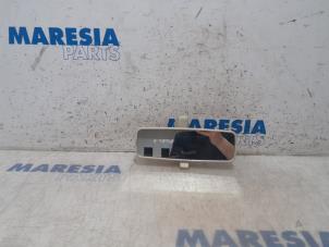 Used Rear view mirror Fiat 500 (312) 0.9 TwinAir 85 Price € 25,00 Margin scheme offered by Maresia Parts