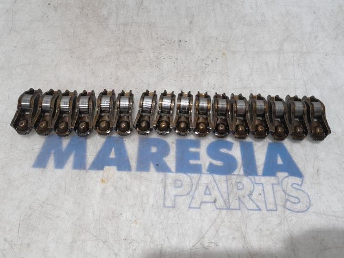 Kipphebel van een Peugeot 308 (4A/C) 1.6 16V THP 150 2007
