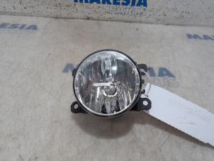 Used Fog light, front right Renault Trafic (1FL/2FL/3FL/4FL) 1.6 dCi 115 Price € 18,15 Inclusive VAT offered by Maresia Parts