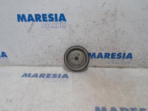 Used Water pump pulley Peugeot 207 CC (WB) 1.6 16V THP Price € 25,00 Margin scheme offered by Maresia Parts