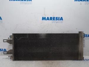 Usados Condensador de aire acondicionado Fiat Ducato (250) 3.0 140 Natural Power Precio € 42,35 IVA incluido ofrecido por Maresia Parts