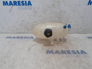 Used Expansion vessel Renault Trafic (1FL/2FL/3FL/4FL) 1.6 dCi 115 Price € 30,25 Inclusive VAT offered by Maresia Parts