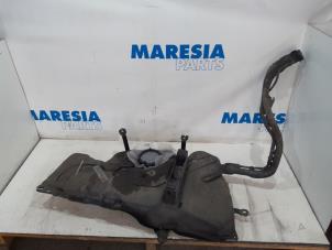 Used Tank Peugeot Partner (GC/GF/GG/GJ/GK) 1.6 HDI 75 Phase 1 Price € 152,46 Inclusive VAT offered by Maresia Parts