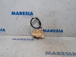 Used Door lock mechanism 4-door, front left Fiat Panda (312) 0.9 TwinAir Turbo 80 Price € 35,00 Margin scheme offered by Maresia Parts