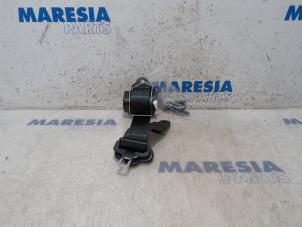 Used Rear seatbelt, left Fiat Panda (312) 0.9 TwinAir Turbo 80 Price € 45,00 Margin scheme offered by Maresia Parts