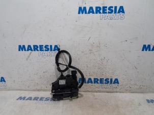 Used Door lock mechanism 2-door, left Fiat Ducato (250) 3.0 140 Natural Power Price € 42,35 Inclusive VAT offered by Maresia Parts