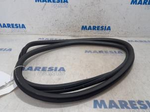 Used Front door seal 4-door, right Peugeot 308 (L3/L8/LB/LH/LP) 1.2 12V e-THP PureTech 110 Price € 19,95 Margin scheme offered by Maresia Parts