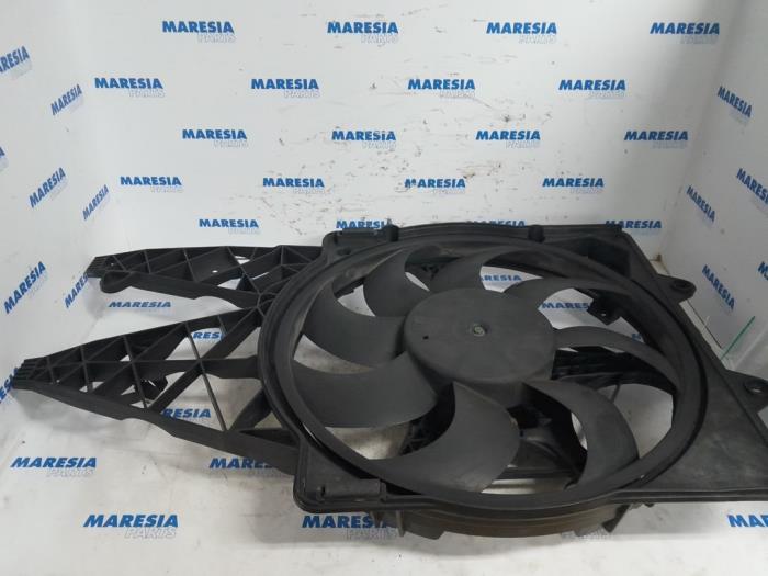 Używane Silnik wentylatora Alfa Romeo MiTo (955) 1.3 JTDm 16V Eco Cena € 39,99 Procedura marży oferowane przez Maresia Parts