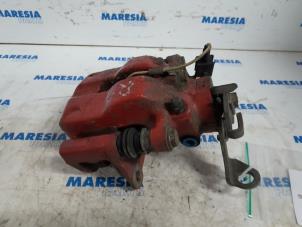 Used Rear brake calliper, right Alfa Romeo MiTo (955) 1.3 JTDm 16V Eco Price € 45,00 Margin scheme offered by Maresia Parts