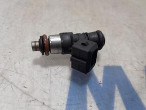 Used Injector (petrol injection) Fiat Punto III (199) 0.9 TwinAir Turbo 100 Price € 25,00 Margin scheme offered by Maresia Parts