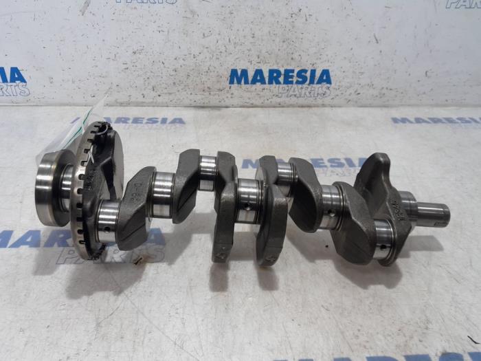 Crankshaft from a Renault Scénic III (JZ) 2.0 16V CVT 2010