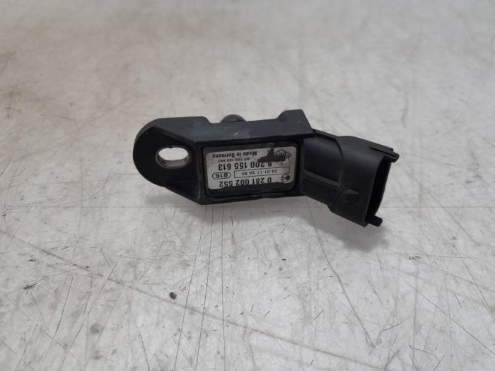 Gebrauchte Map Sensor (Einlasskrümmer) Renault Trafic New (FL) 2.5 dCi 16V 135 Preis € 24,20 Mit Mehrwertsteuer angeboten von Maresia Parts