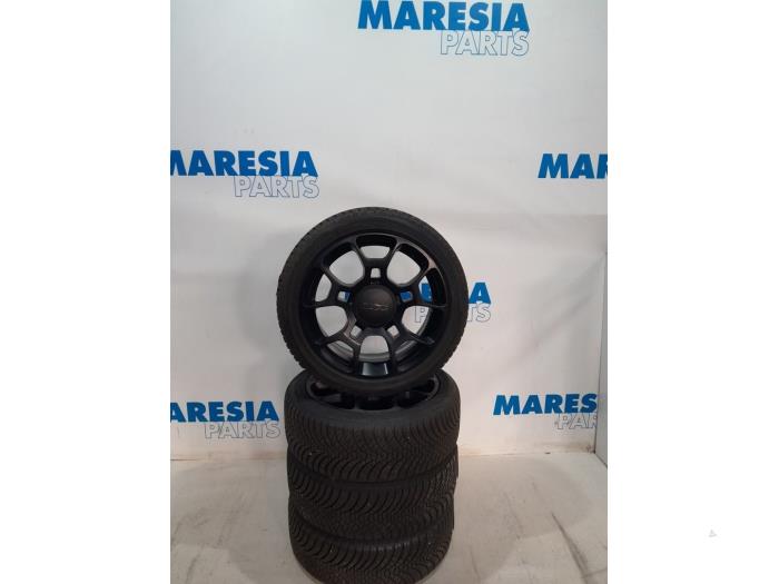 sport-rims-set-tires-fiat-500-1-2-69-51890133-alloy-fiat