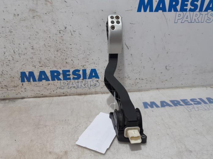 Begagnade Gaspedalsensor Peugeot 307 CC (3B) 1.6 16V Pris € 50,00 Marginaltabell erbjuds av Maresia Parts