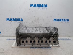 Używane Glowica cylindra Renault Trafic (1FL/2FL/3FL/4FL) 1.6 dCi 95 Cena € 825,22 Z VAT oferowane przez Maresia Parts