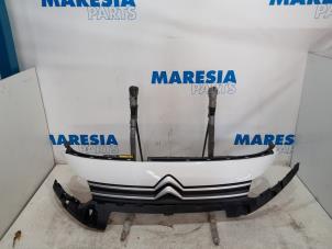 Used Grille Citroen Berlingo 1.6 BlueHDI 100 Price € 317,63 Inclusive VAT offered by Maresia Parts