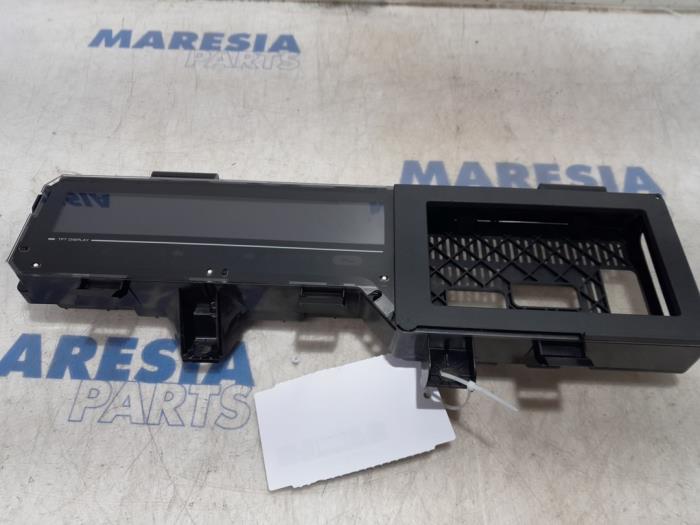 Begagnade Instrumentpanel Renault Scénic III (JZ) 1.5 dCi 110 Pris € 131,25 Marginaltabell erbjuds av Maresia Parts