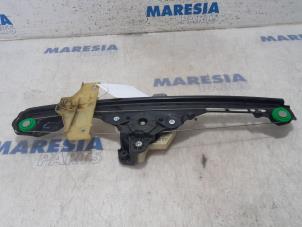 Used Rear door window mechanism 4-door, right Citroen C4 Grand Picasso (3A) 1.6 HDiF, Blue HDi 115 Price € 69,99 Margin scheme offered by Maresia Parts
