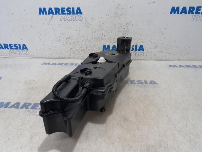 Additive tank Citroen Berlingo 1.6 BlueHDI 100 9821336080 BH02 PSA
