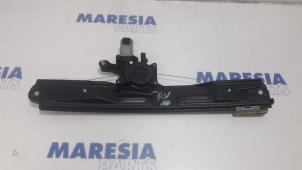 Used Window mechanism 4-door, front right Fiat Tipo (356H/357H) 1.4 16V Price € 60,00 Margin scheme offered by Maresia Parts