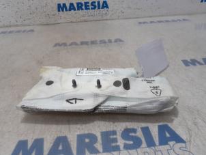 Usagé Airbag droite (tableau de bord) Fiat 500 (312) 1.2 69 Prix € 105,00 Règlement à la marge proposé par Maresia Parts