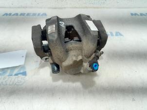 Used Front brake calliper, right Citroen C4 Grand Picasso (3A) 1.6 HDiF, Blue HDi 115 Price € 30,00 Margin scheme offered by Maresia Parts