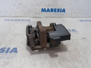 Used Rear brake calliper, left Citroen C4 Grand Picasso (3A) 1.6 HDiF, Blue HDi 115 Price € 75,00 Margin scheme offered by Maresia Parts