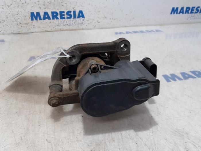 Rear brake calliper, right from a Citroën C4 Grand Picasso (3A) 1.6 HDiF, Blue HDi 115 2014
