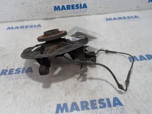 Used Knuckle, front left Citroen C4 Grand Picasso (3A) 1.6 HDiF, Blue HDi 115 Price € 75,00 Margin scheme offered by Maresia Parts