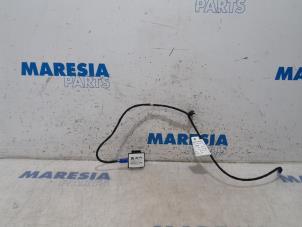 Used GPS antenna Citroen Berlingo 1.6 BlueHDI 100 Price € 24,20 Inclusive VAT offered by Maresia Parts