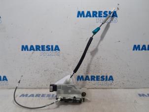 Usagé Serrure portière mécanique 2portes gauche Citroen Berlingo 1.6 BlueHDI 100 Prix € 42,35 Prix TTC proposé par Maresia Parts