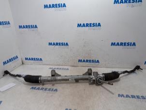 Used Power steering box Renault Scénic III (JZ) 2.0 16V CVT Price € 85,00 Margin scheme offered by Maresia Parts