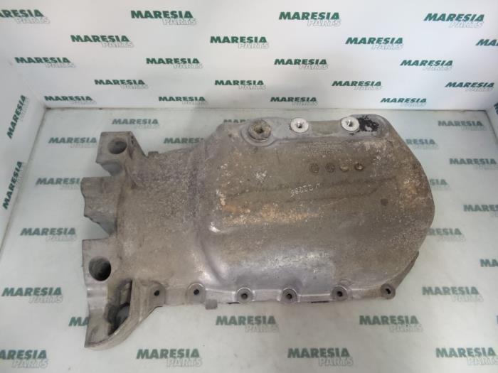Gebrauchte Ölwanne Renault Laguna II Grandtour (KG) 1.8 16V Preis € 30,00 Margenregelung angeboten von Maresia Parts