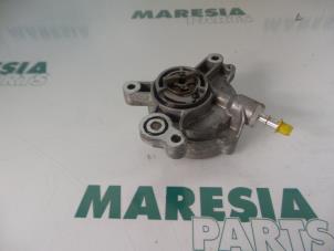 Używane Pompa prózniowa (Diesel) Peugeot 407 (6D) 2.0 HDiF 16V Cena € 50,00 Procedura marży oferowane przez Maresia Parts