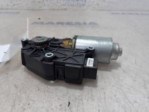 Used Sunroof motor Peugeot 508 SW (8E/8U) 1.6 THP 16V Price € 75,00 Margin scheme offered by Maresia Parts