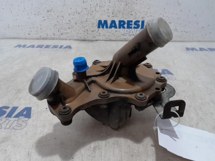 Begagnade Vattenpump Citroen Jumper (U9) 2.2 HDi 120 Pris € 48,40 Inklusive moms erbjuds av Maresia Parts