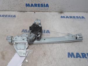 Used Rear door window mechanism 4-door, right Citroen C3 (SC) 1.2 VTi 82 12V Price € 40,00 Margin scheme offered by Maresia Parts