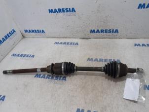 Used Front drive shaft, right Alfa Romeo MiTo (955) 1.3 JTDm 16V Eco Price € 40,00 Margin scheme offered by Maresia Parts