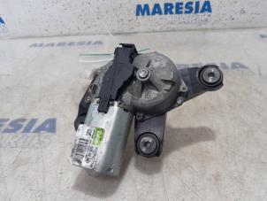 Usados Motor de limpiaparabrisas detrás Alfa Romeo MiTo (955) 1.3 JTDm 16V Eco Precio € 34,00 Norma de margen ofrecido por Maresia Parts